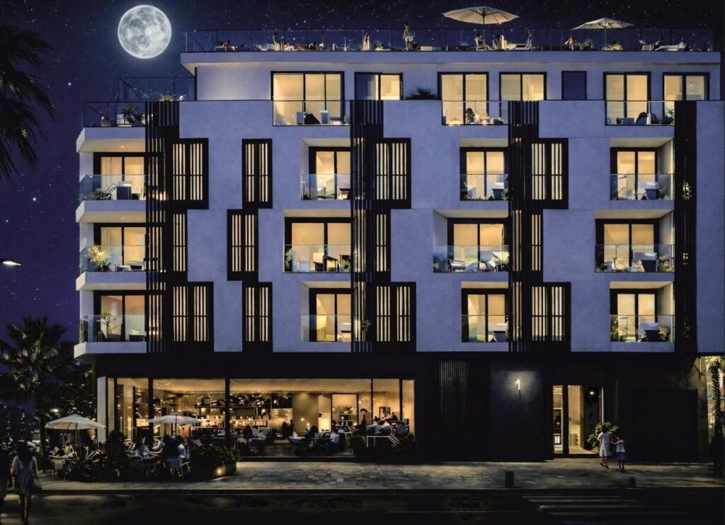Vooraanzicht van nieuwbouw appartement in Torrevieja in Spanje, gelegen aan de  Costa Blanca-Zuid